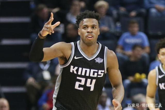 伊森的技术犯规被取消，NBA复审还他公道